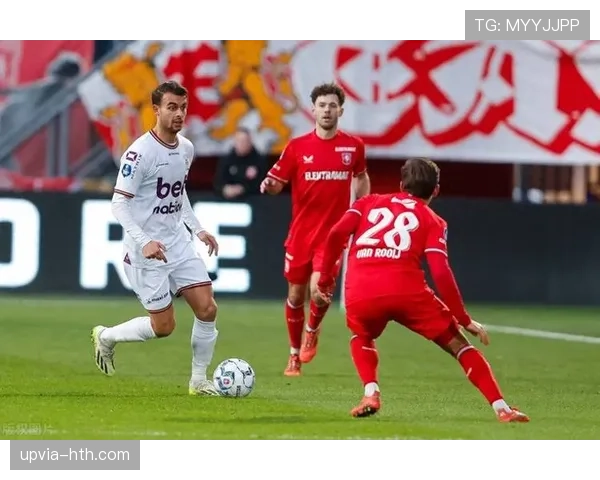 埃因霍温防线大幅强化，球队稳定性显著提升引关注