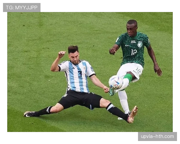 塔利亚菲科助攻再创纪录，精准交叉传中引爆全场