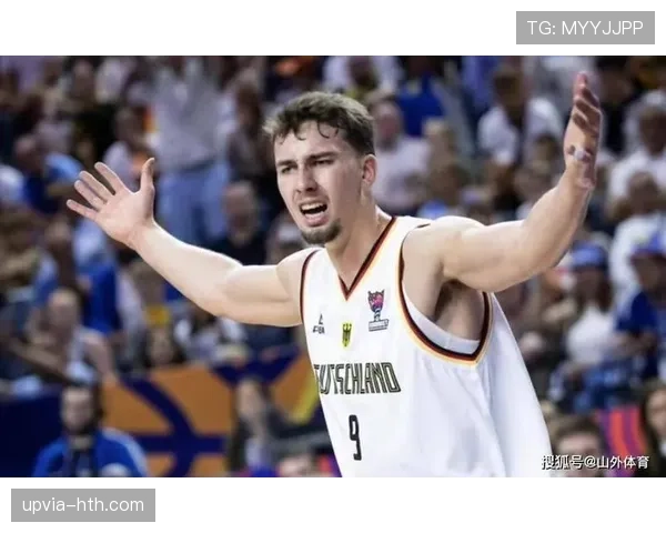 弗朗茨·瓦格纳三分出手占比提升显著 拉开进攻空间助魔术提升效率